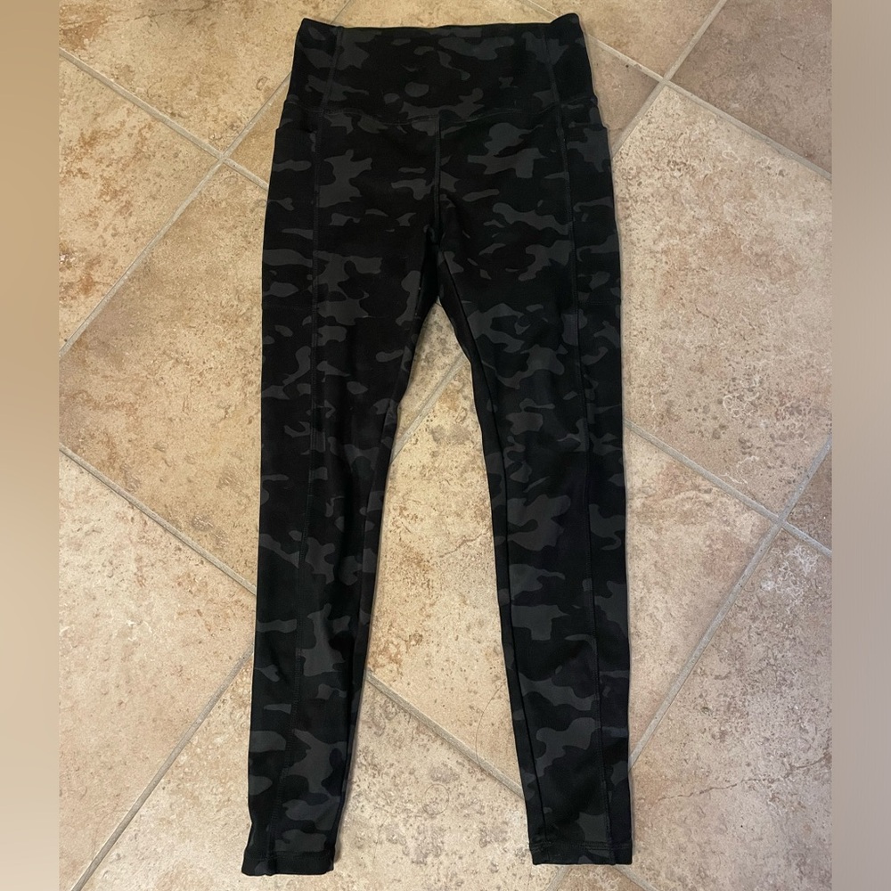 Danskin Black Camouflage Leggings, Size Small